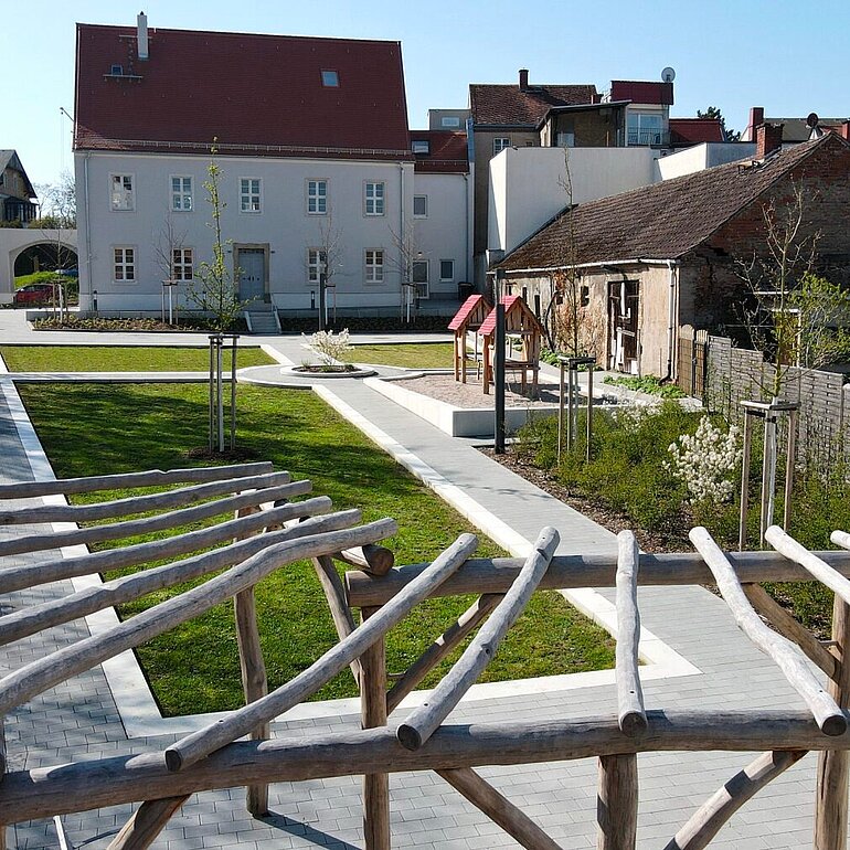 Gestalteter Außenraum als Beispiel für digitale Planung und Landschaftsarchitektur