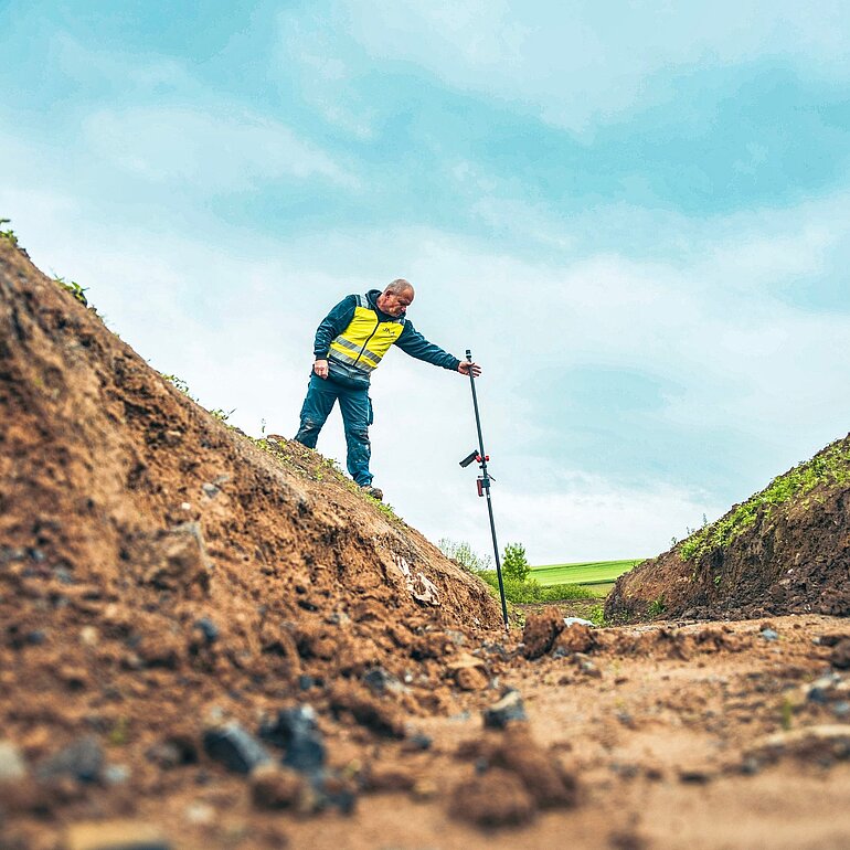 MEASURE now PRO GNSS-Roversystem für digitales Aufmaß auf der Baustelle